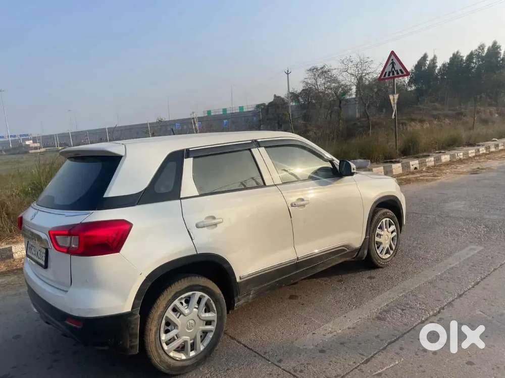 Maruti Suzuki Vitara Brezza 2021 Petrol 75000 Km Driven