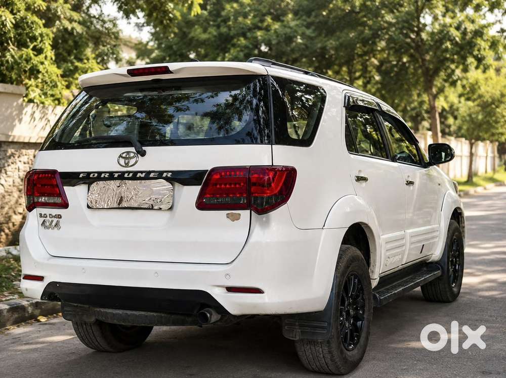 Toyota Fortuner Diesel 2012