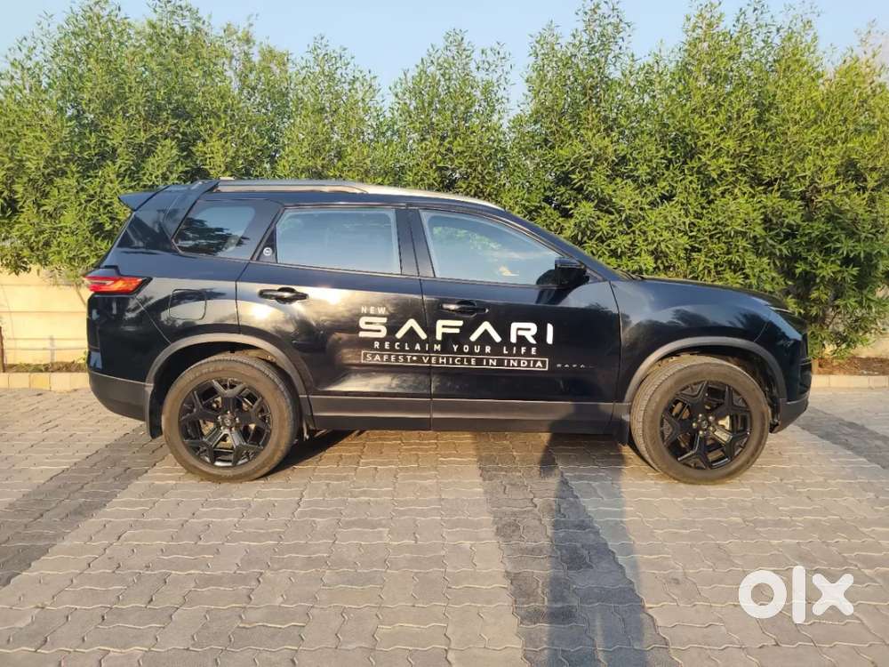 Tata Safari, 2023, Diesel