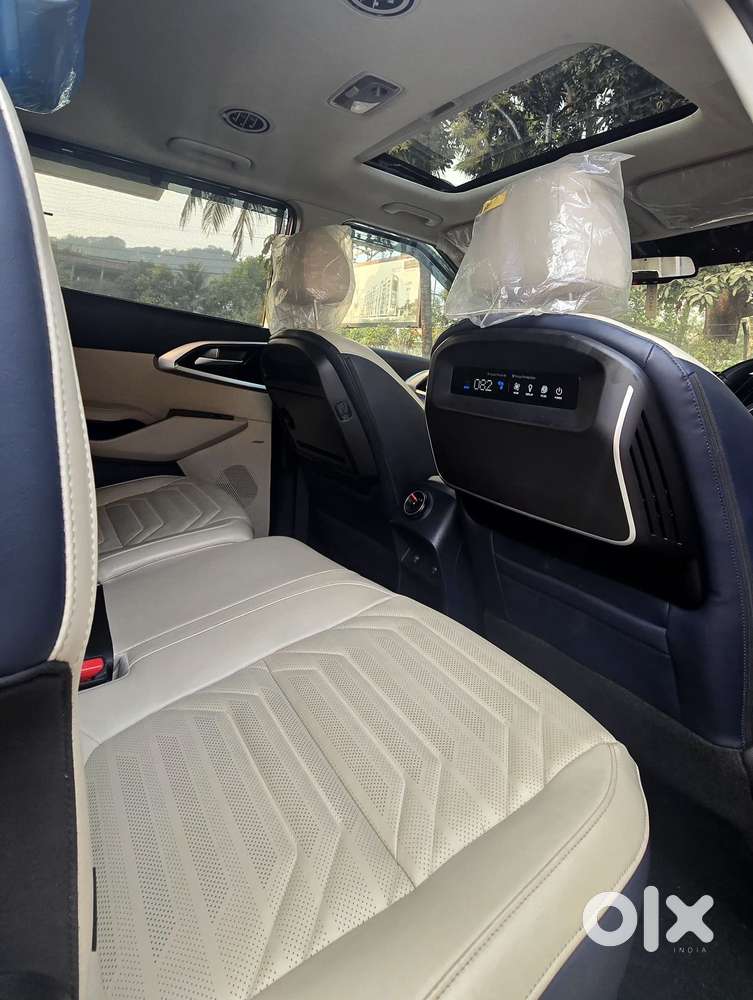 Kia Carens 1.5 Luxury Plus Turbo 7 Str, 2023, Petrol