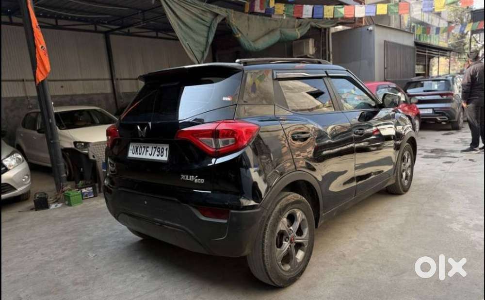 Mahindra Xuv300 W6, 2023, Petrol