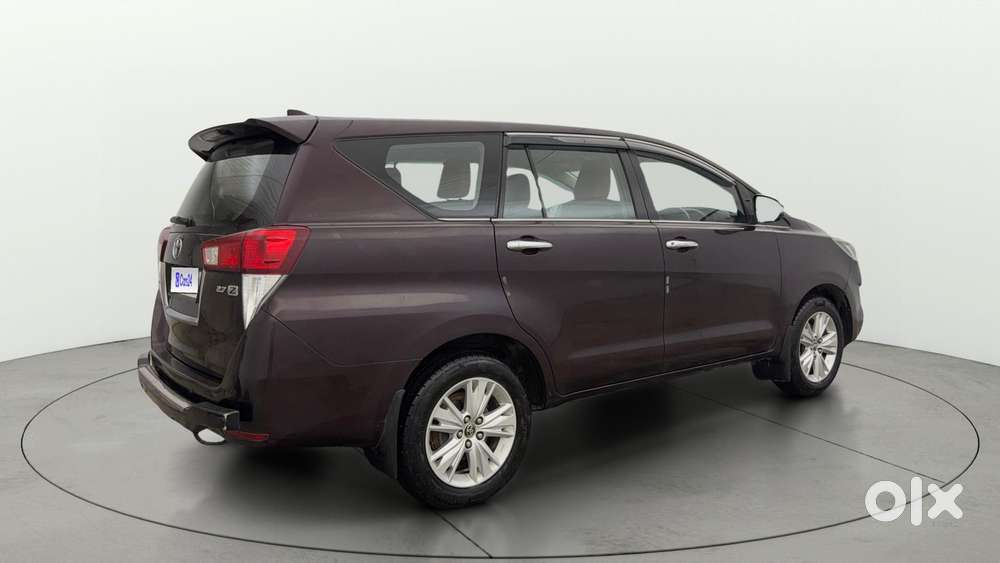 Toyota Innova Crysta 2.7 Zx At, 2016, Petrol