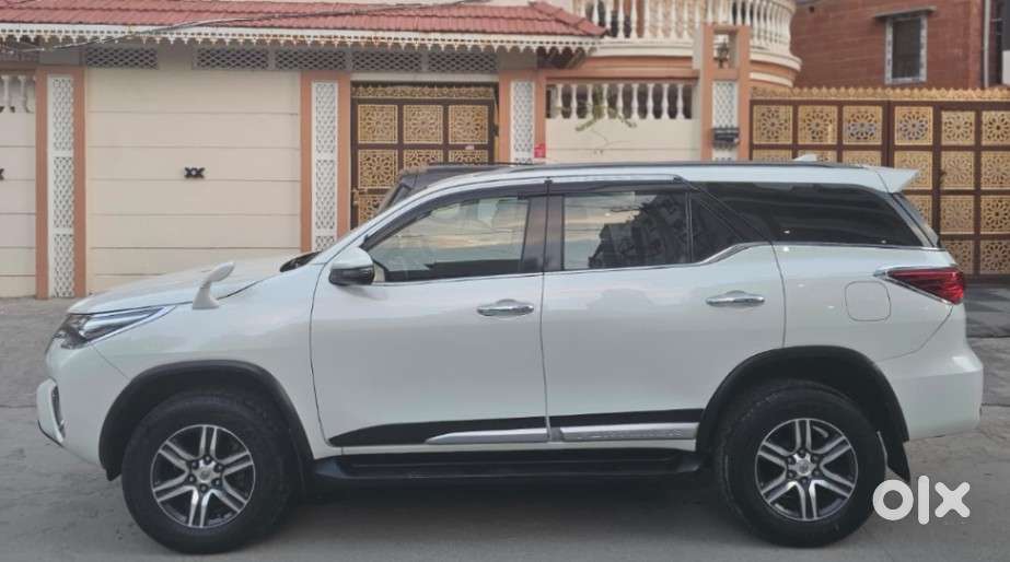 Toyota Fortuner 4x2 At 2.8 Diesel, 2019, Diesel