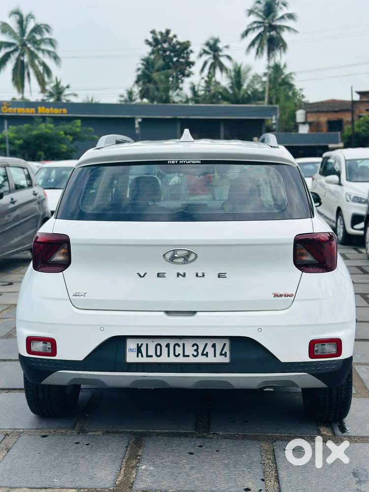 Hyundai Venue Sx Plus Turbo Dct, 2019, Petrol