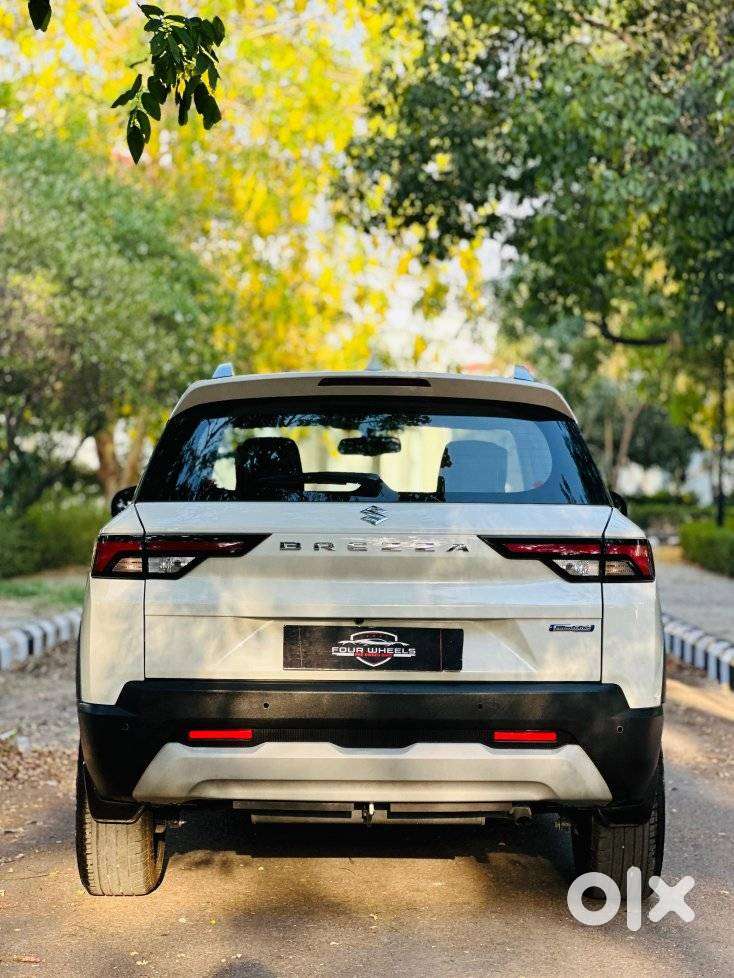 Maruti Suzuki Vitara Brezza Zxi+ Mt, 2022, Petrol