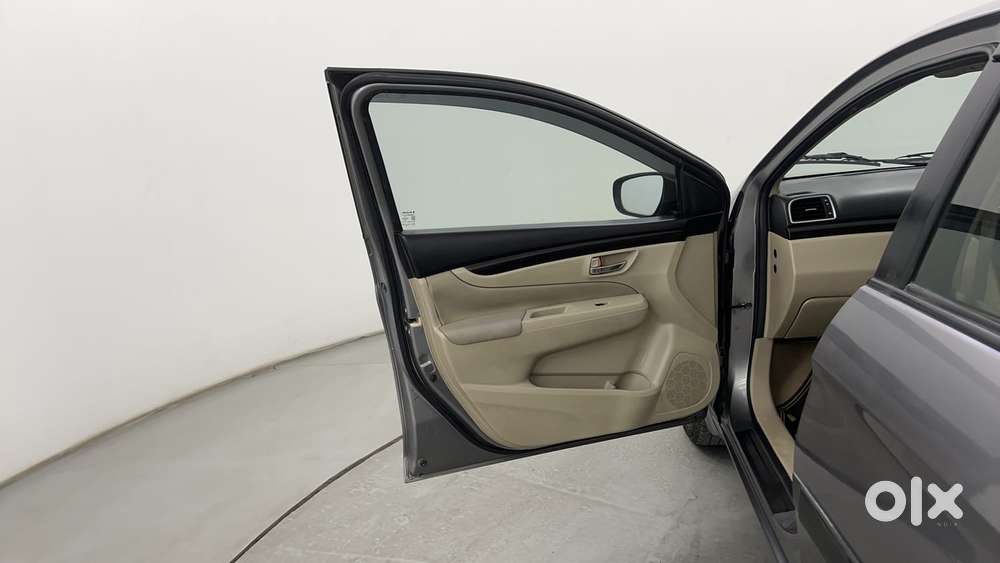 Maruti Suzuki Ciaz 2014-2017 Zxi Plus, 2016, Petrol