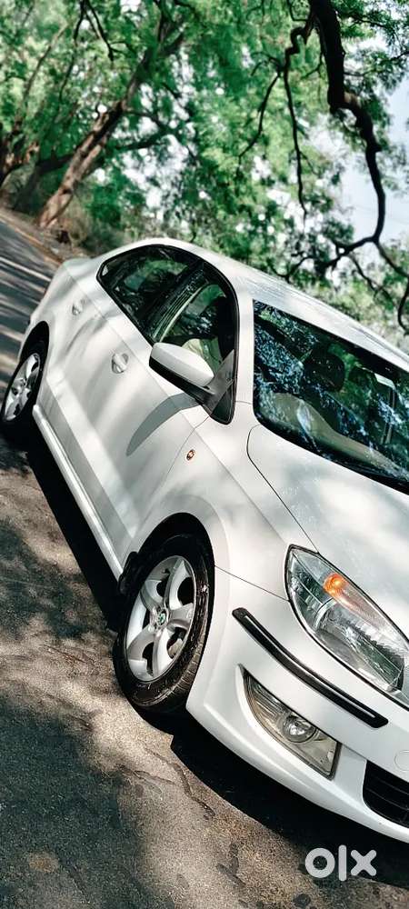 Skoda Rapid 1st Owner It's In Neat Condition