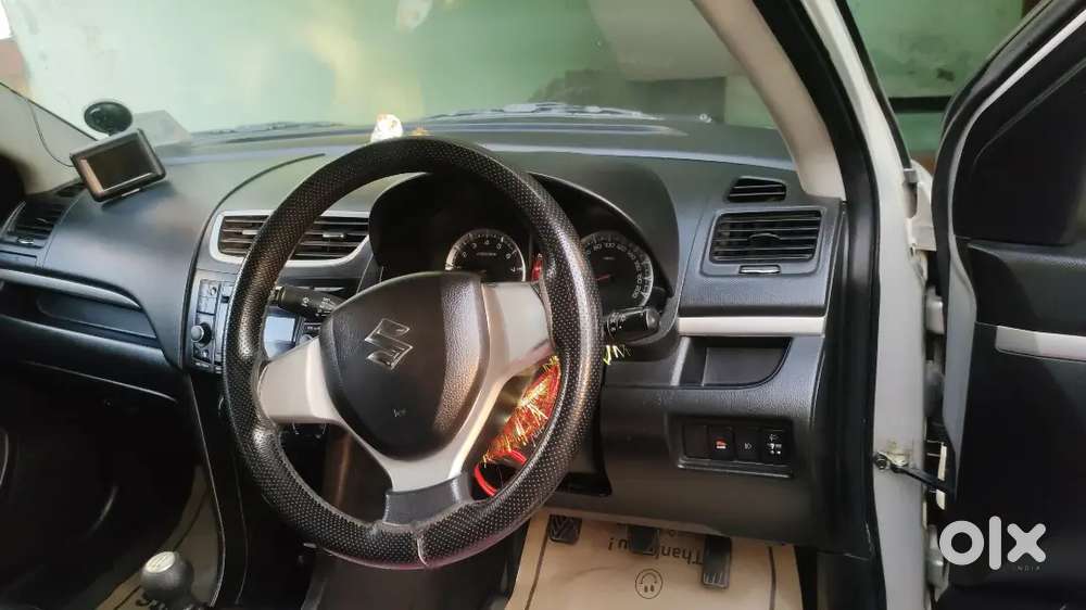 Maruti Suzuki Swift Vxi 2015