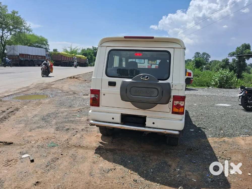 Mahindra Bolero Power 2021 Variant Sle