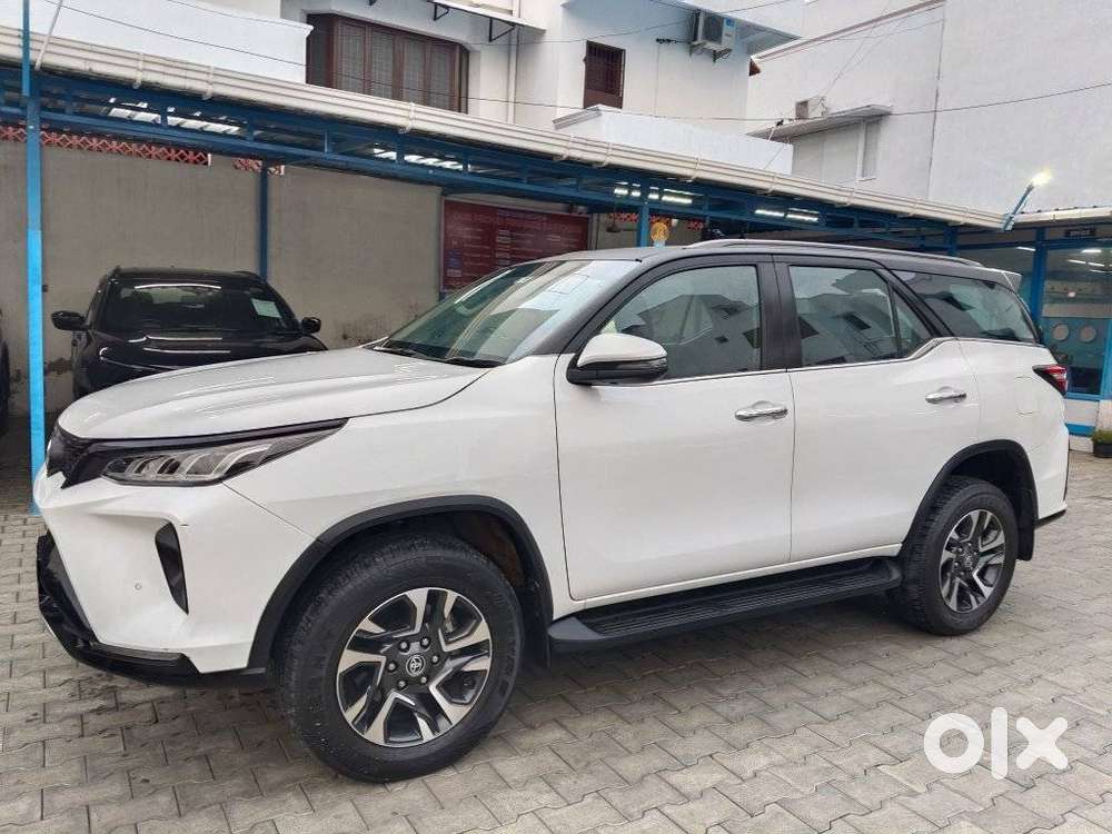Toyota Fortuner Legender 4x2 At 2.8, 2023, Diesel