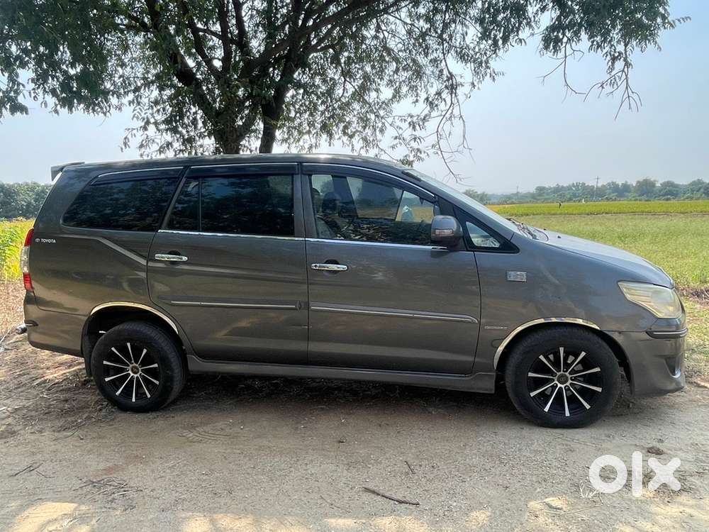 Toyota Innova Diesel 2013