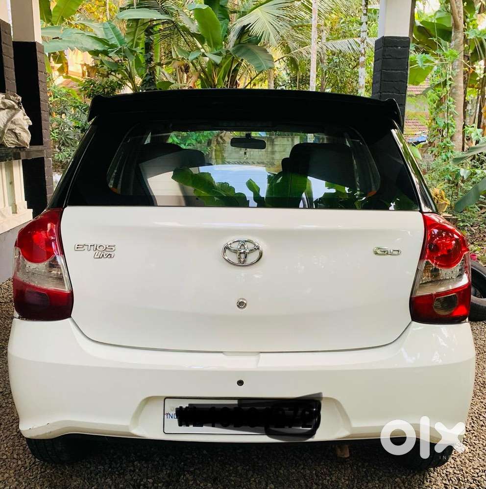 Toyota Etios Liva 2016