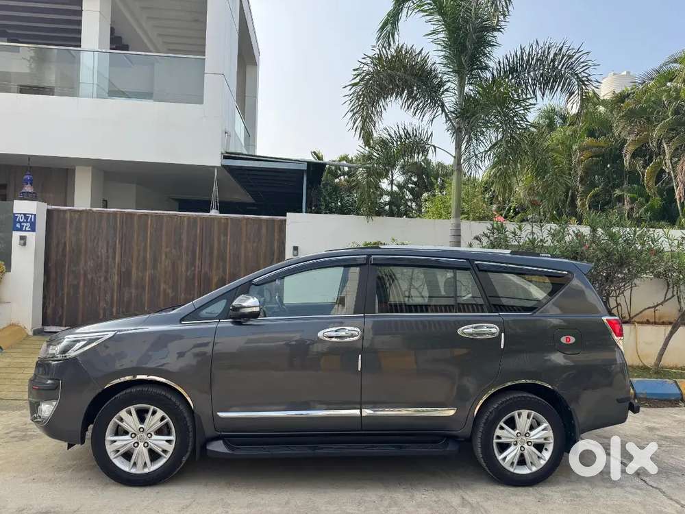 Toyota Innova Crysta Zx Diesel 2016