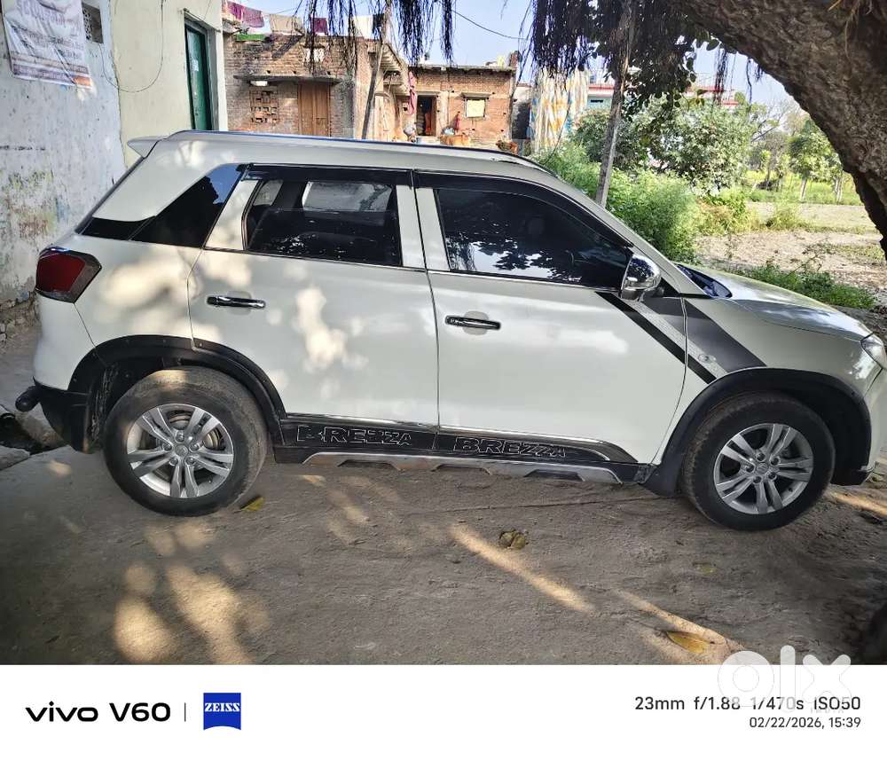 Maruti Suzuki Brezza Modal 2018 White