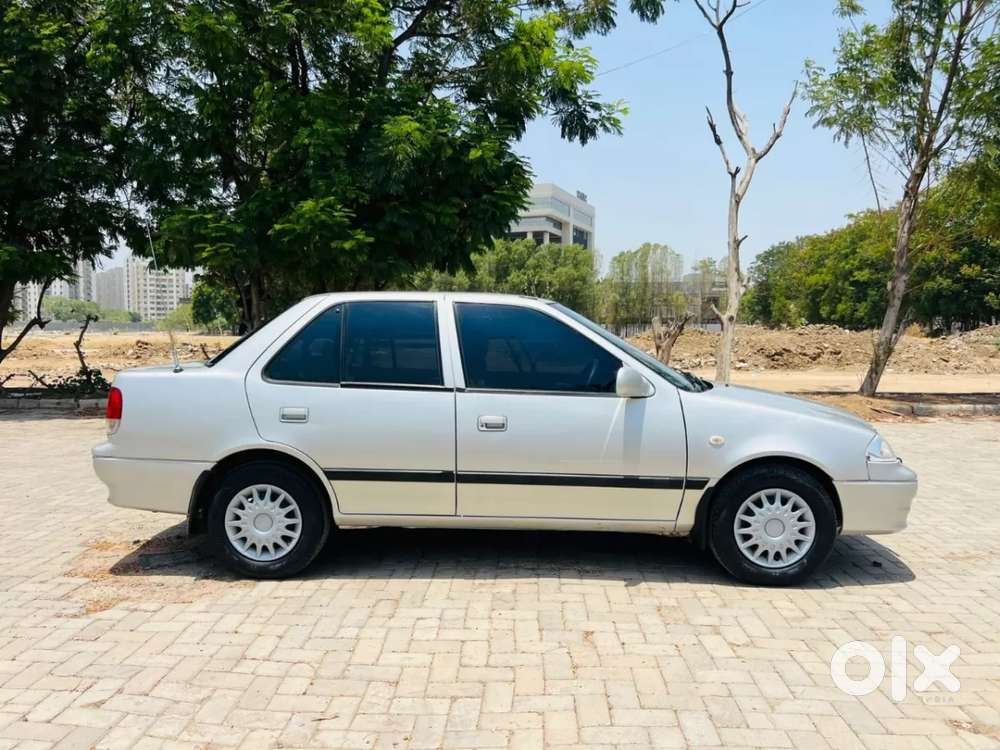 Maruti Suzuki Esteem Vxi - Bsiii, 2005, Petrol
