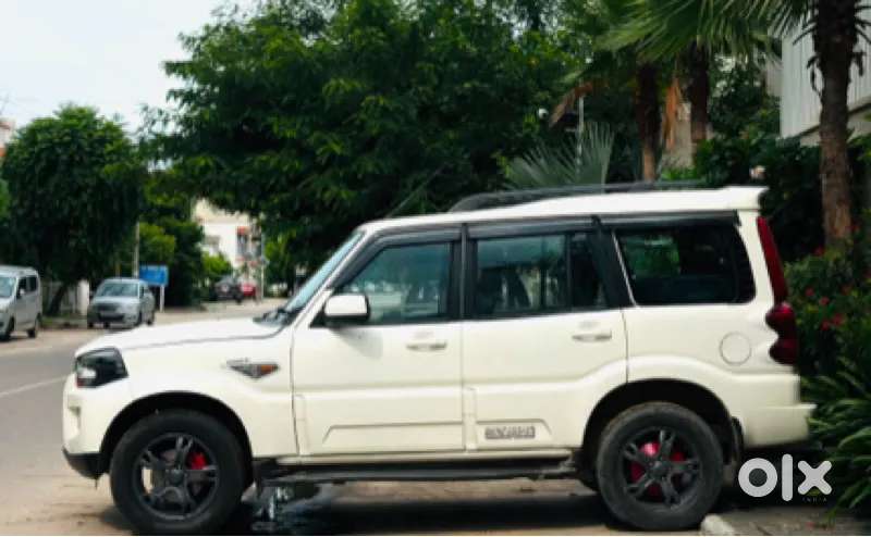 Mahindra Scorpio, 2016, Diesel