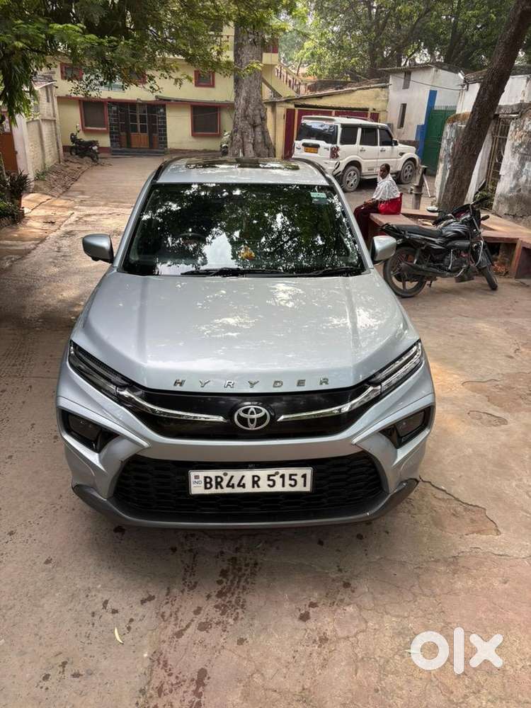 Toyota Urban Cruiser Hyryder 2023 Petrol Well Maintained