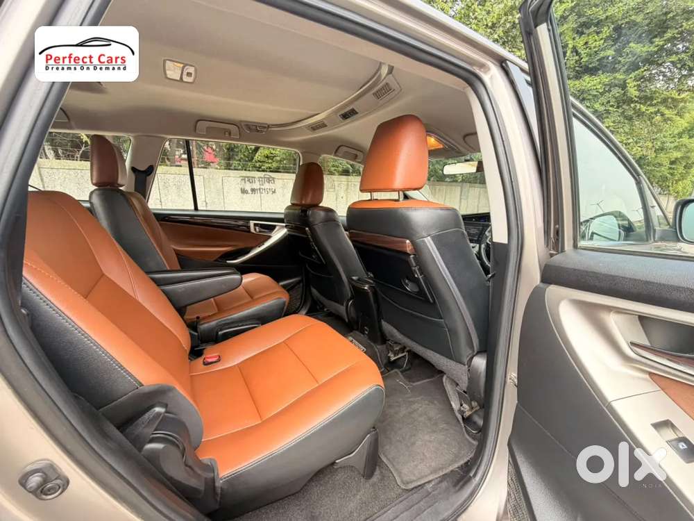 Toyota Innova Crysta 2.8 Zx At 7 Seater, 2019, Diesel