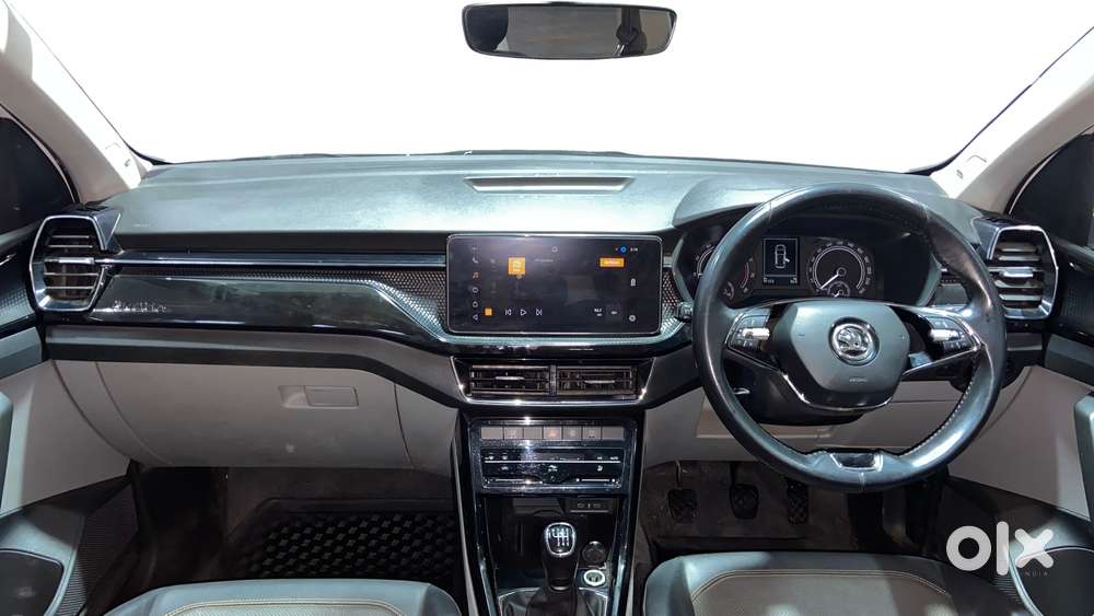 Skoda Kushaq 1.0 Tsi Style, 2022, Petrol
