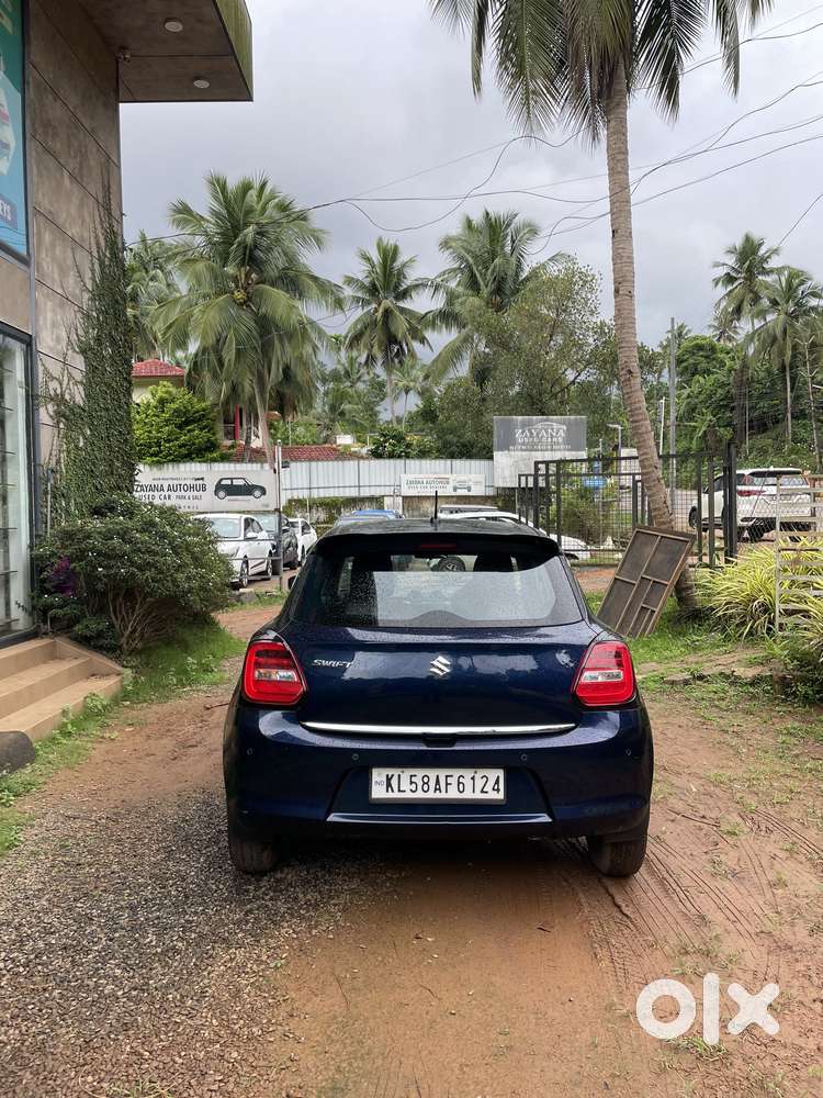 Maruti Suzuki Swift Vxi, 2022, Petrol