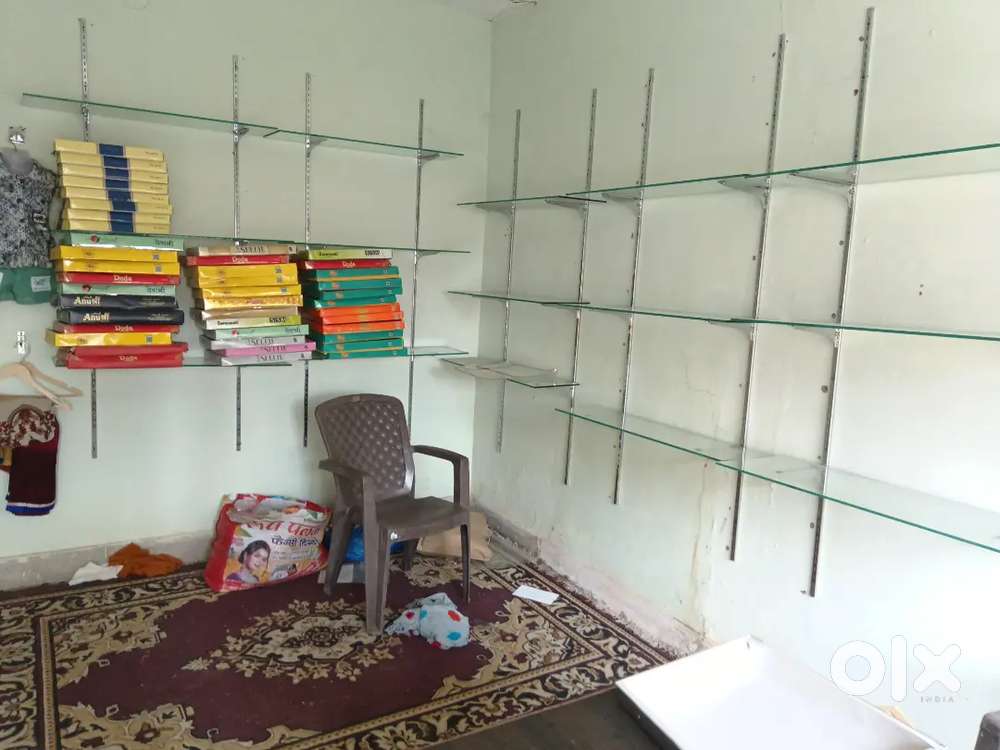 I want to sell glass furniture 15 shelf one