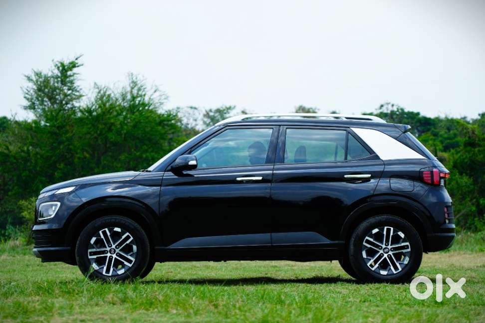 Hyundai Venue 1.0 Sx (o) Turbo Dct, 2023, Petrol