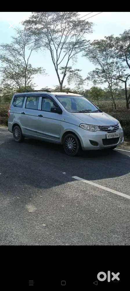 Seven Seater, Ac, Music System Adjustable N Folding Seats