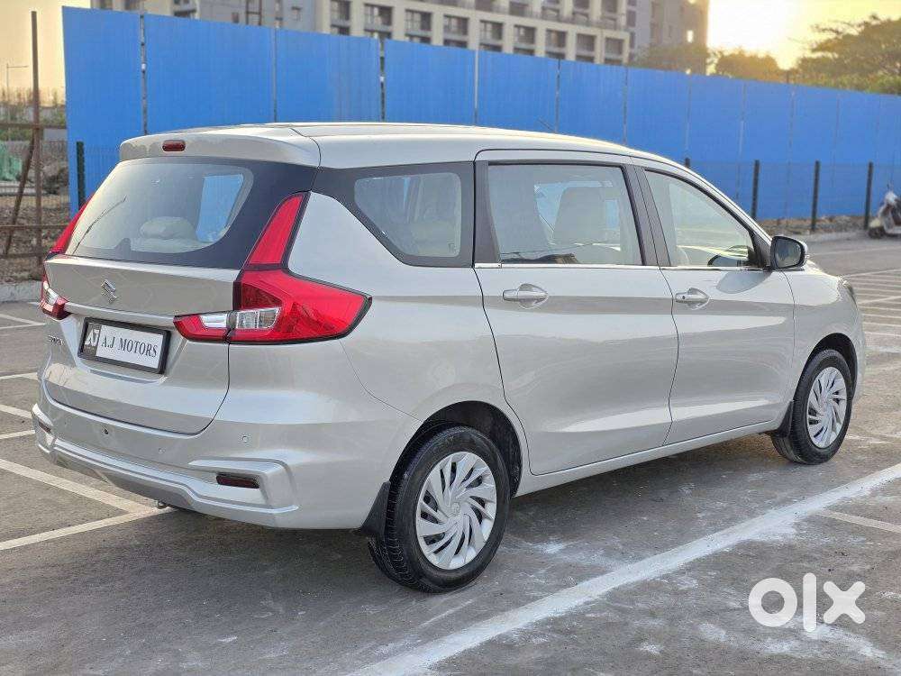 Maruti Suzuki Ertiga 2022-2023 Vxi Cng, 2022, Cng & Hybrids