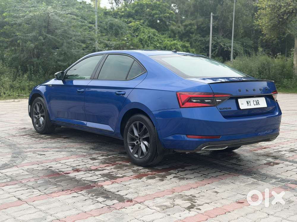 Skoda Superb Sportline 1.8 Tsi At, 2021, Petrol