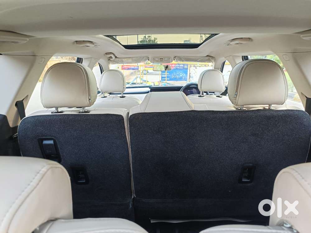 Mahindra Xuv700 2.2 Ax 5 Diesel At 7 Str, 2023, Diesel
