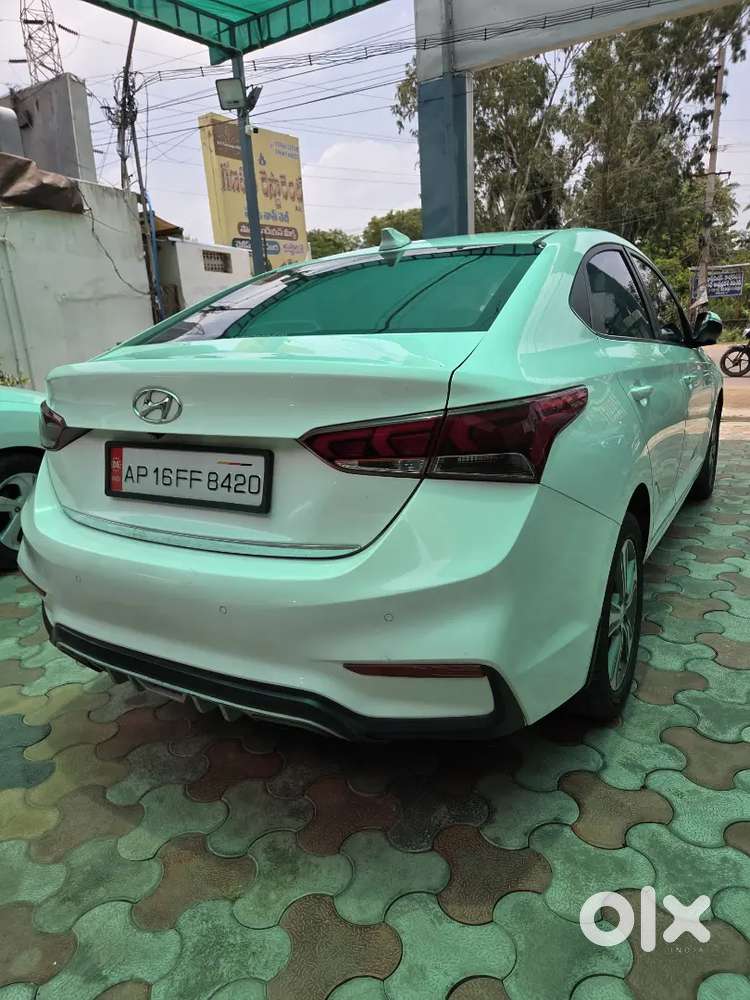 Hyundai Verna 2018 Diesel 102000 Km Driven
