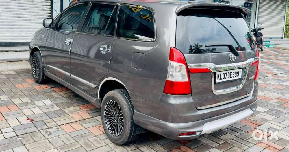 Toyota Innova G4, 2014 Model