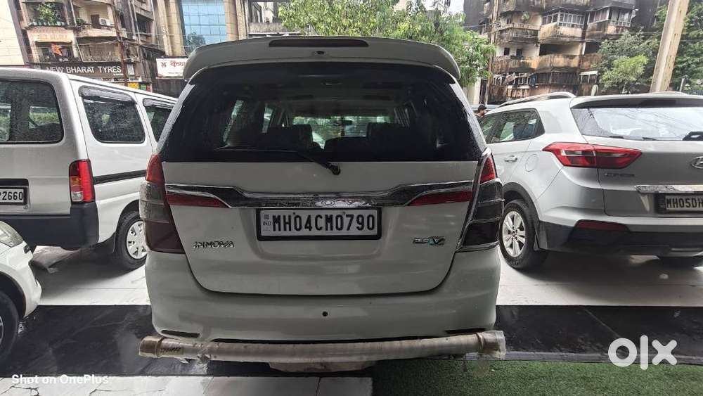 Toyota Innova 2.5 E Diesel Ps 8-seater, 2006, Diesel