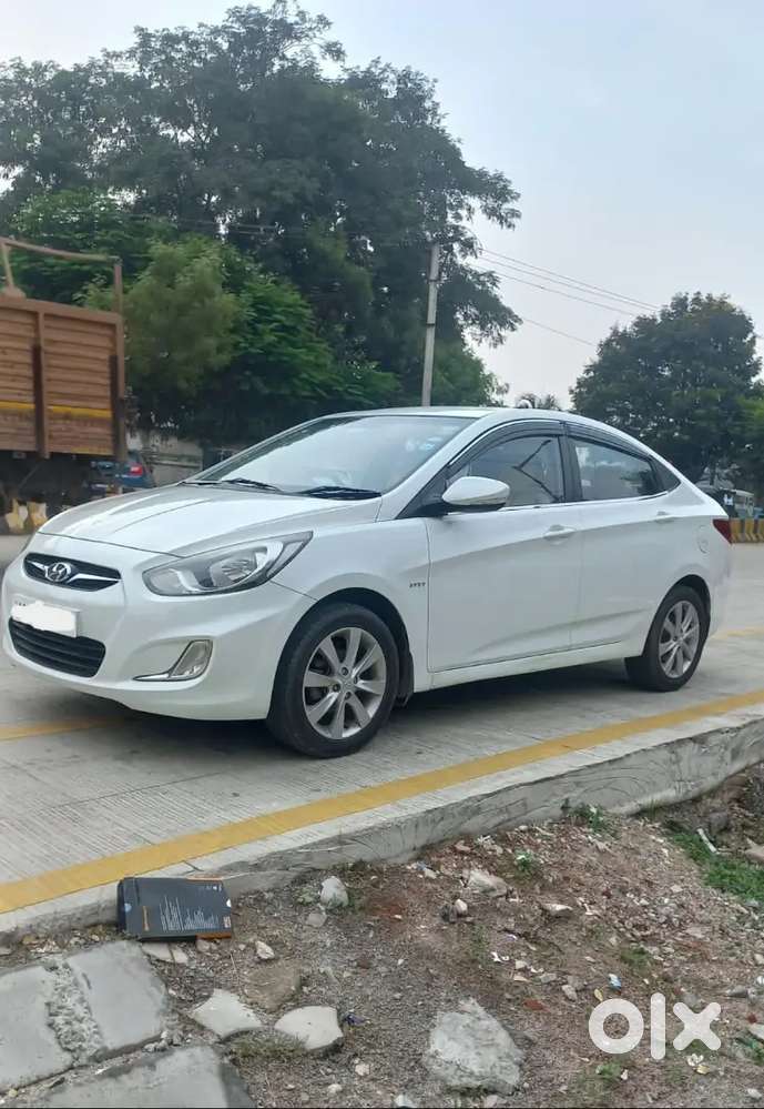 Hyundai Verna 1.6 Crdi 2013