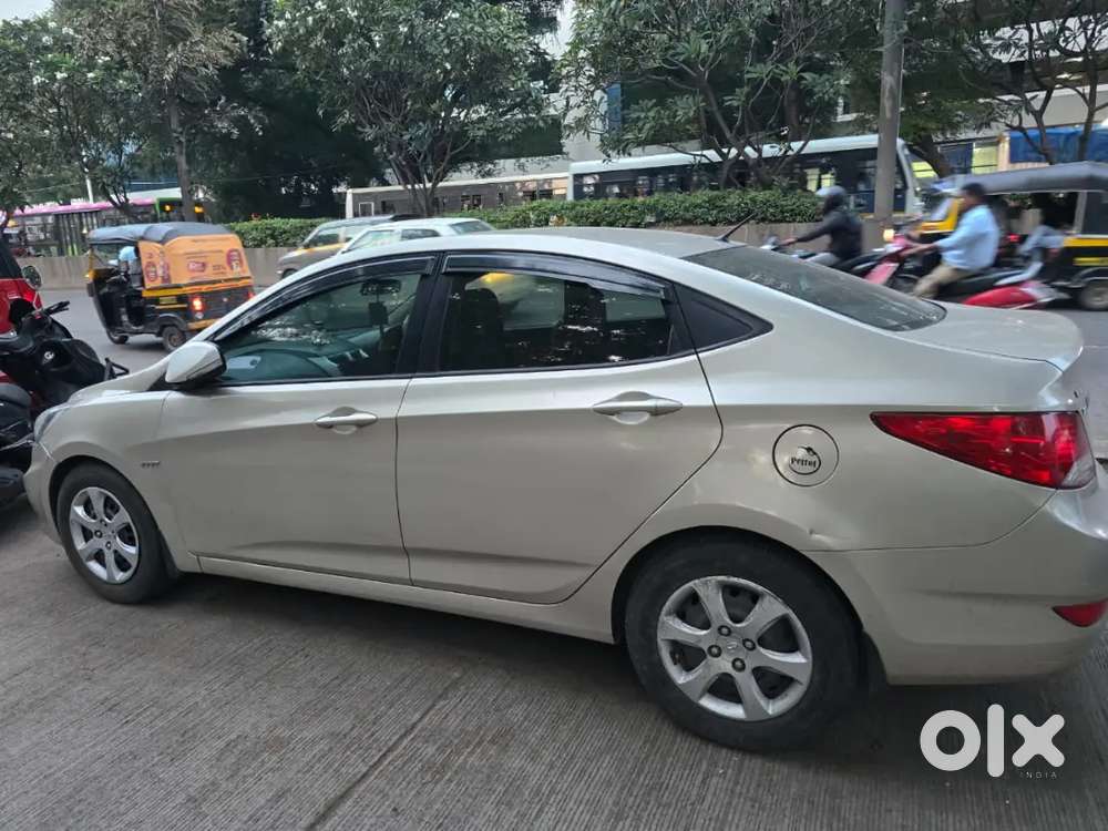 Hyundai Verna 2011 Petrol 750000 Km Driven