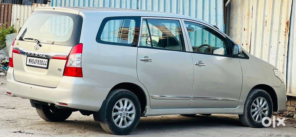 Toyota Innova 2.5 V 8 Str, 2012, Diesel