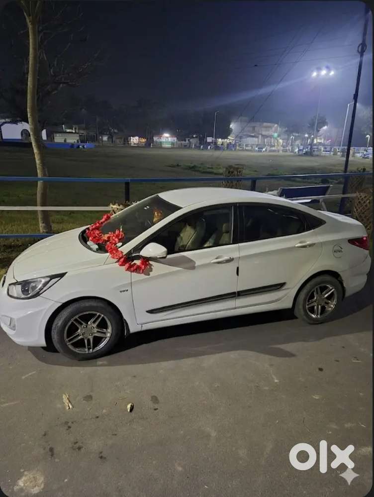 Hyundai Verna 2012 Petrol 60000 Km Driven