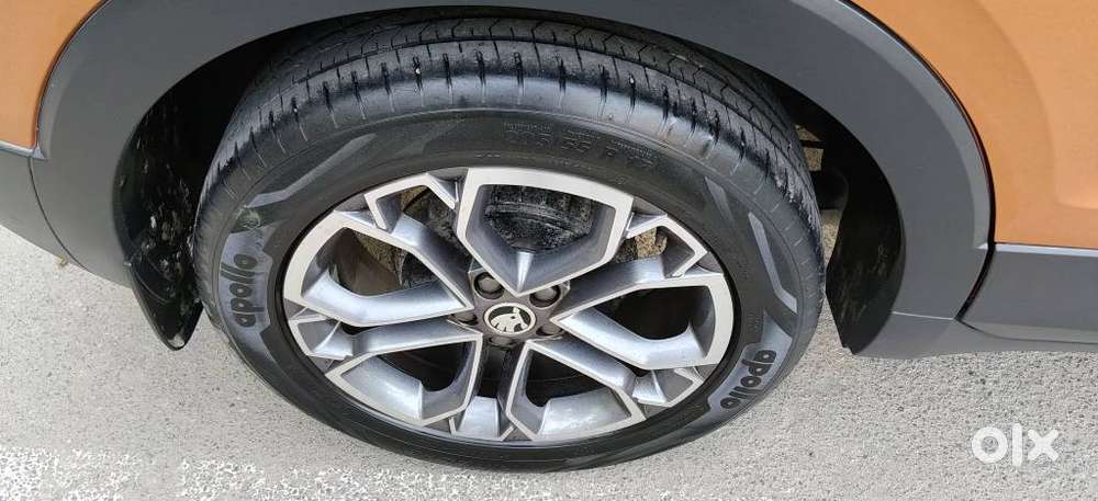 Skoda Kushaq 1.0 Tsi Style, 2022, Petrol