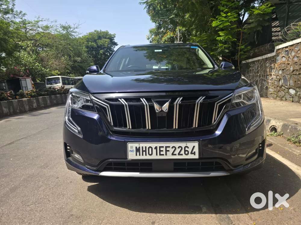 Mahindra Xuv700 2.0 Ax 7 Petrol At Str, 2023, Petrol