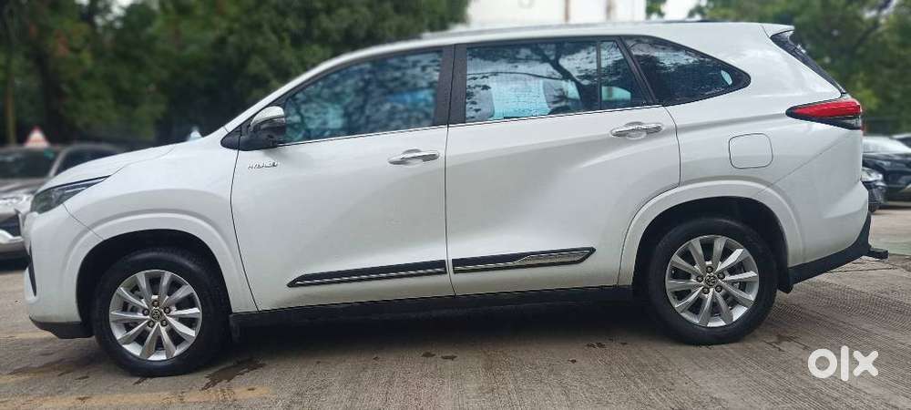 Toyota Innova Hycross 2.0 Vx Hybrid 8 Str, 2023, Diesel