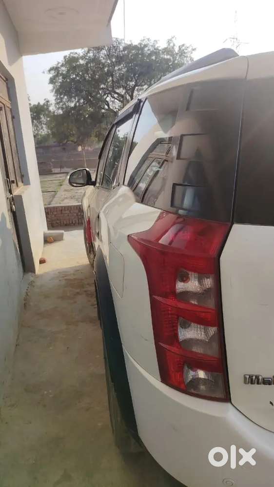 Mahindra Xuv500 2013 Diesel 165000 Km Driven