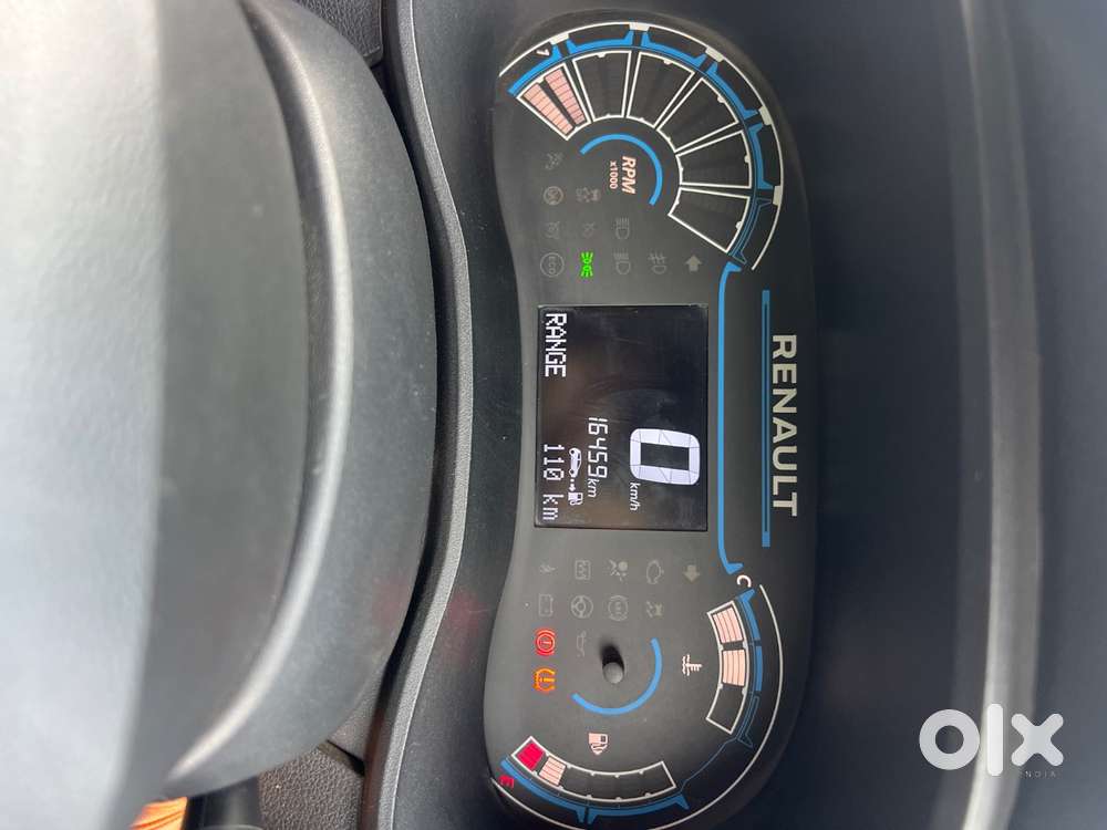 Renault Kwid 1.0 Petrol 2024