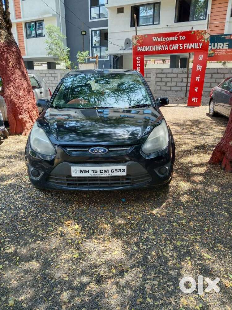 Ford Figo 1.2p Titanium Mt, 2010, Diesel