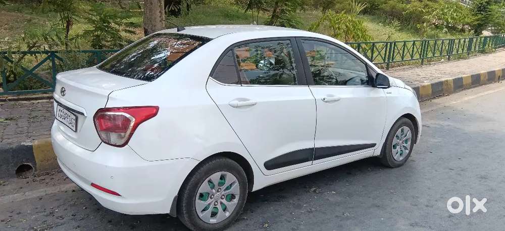 Best Mileage And Condition Single Hand Driven Sedan Car