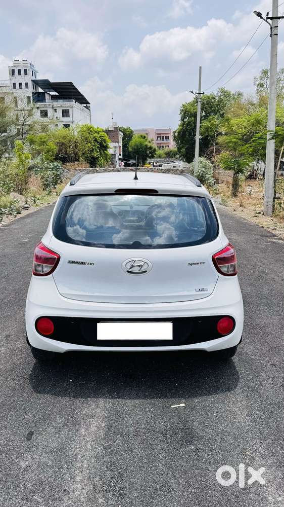 Hyundai Grand I10 Sportz 1.2 Kappa Vtvt, 2017, Petrol