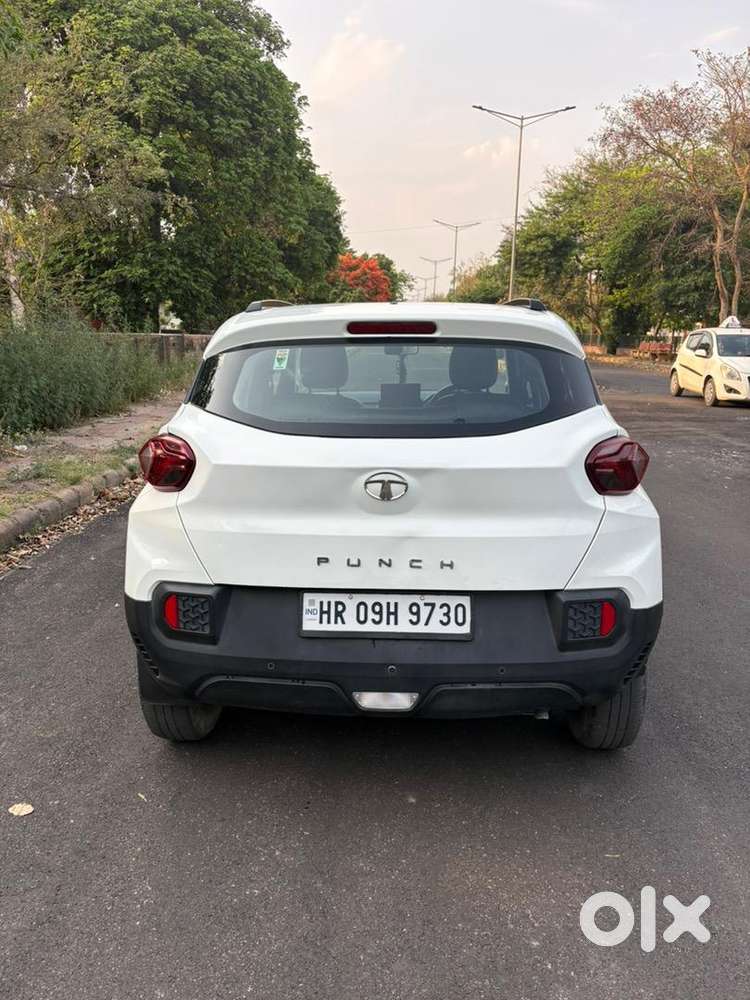 Tata Punch 2023 Petrol 30000 Km Driven