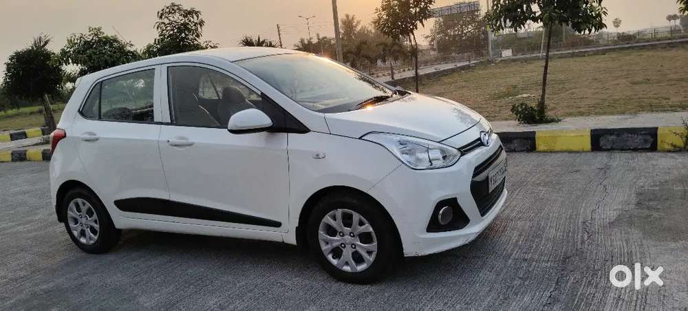 No Nee To Spend Single Rupee. Genuine Vehicle.showroom Track