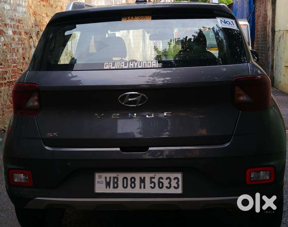 Hyundai Venue Sx (o) Mt 1.5 Diesel, 2022, Diesel