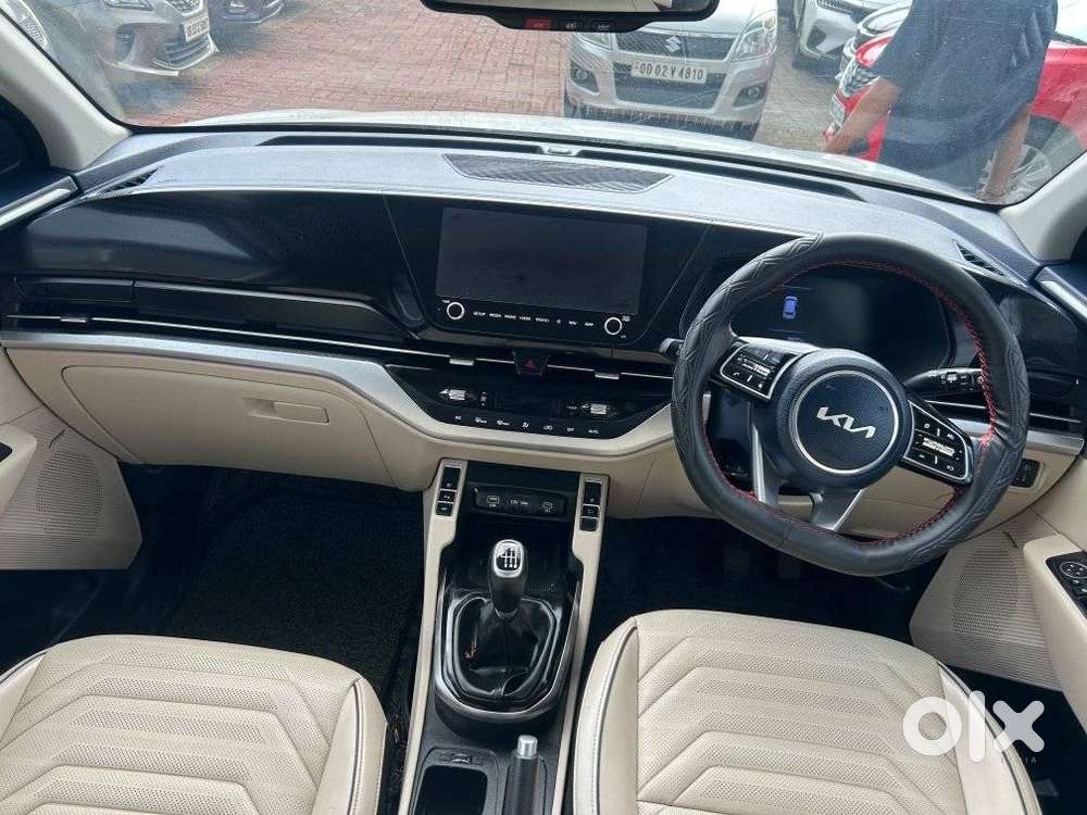 Kia Carens 1.5 Luxury Plus Turbo 7 Str, 2023, Petrol