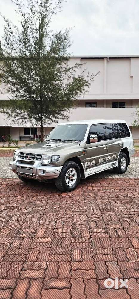 Mitsubishi Pajero Sport 2.5 Manual, 2011, Diesel